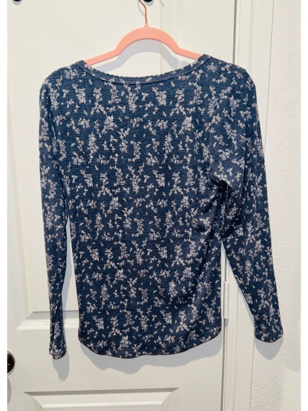 Wallflower Blue Floral Ribbed Long Sleeve Top Size XL - Picture 2 of 4